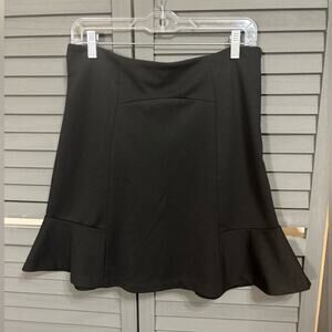 New York & Company Black A-Line Stretchy Skirt with Tulip Hem Size 4
